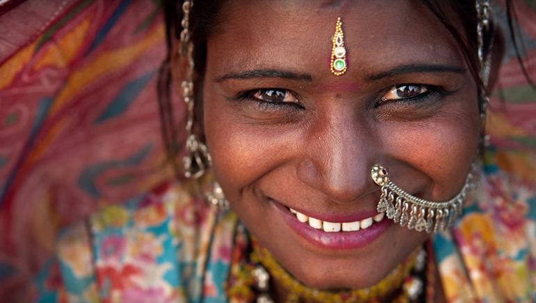 Imagen de una mujer sonriendo